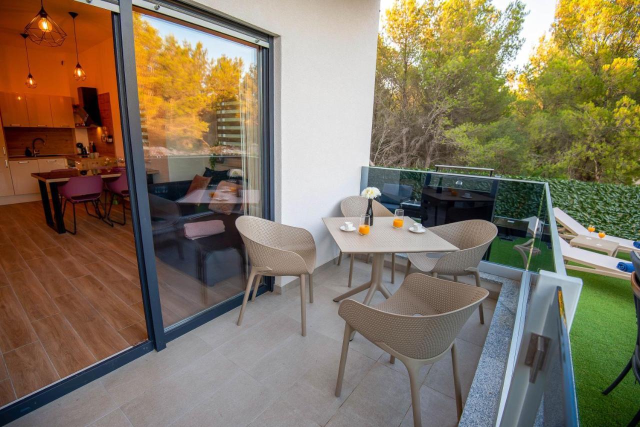 My Adriatic Place With Private Garden And Garage Šibenik Kültér fotó