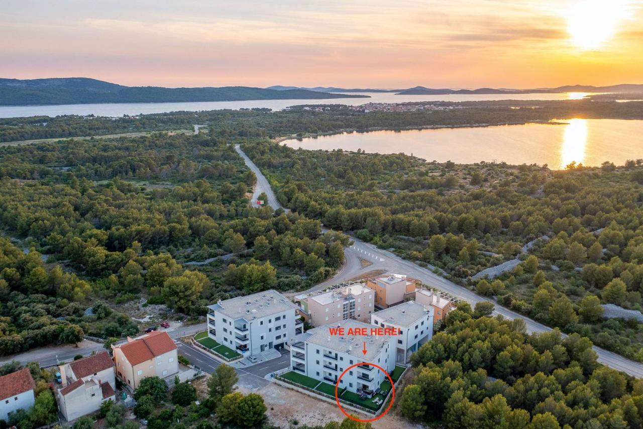My Adriatic Place With Private Garden And Garage Šibenik Kültér fotó