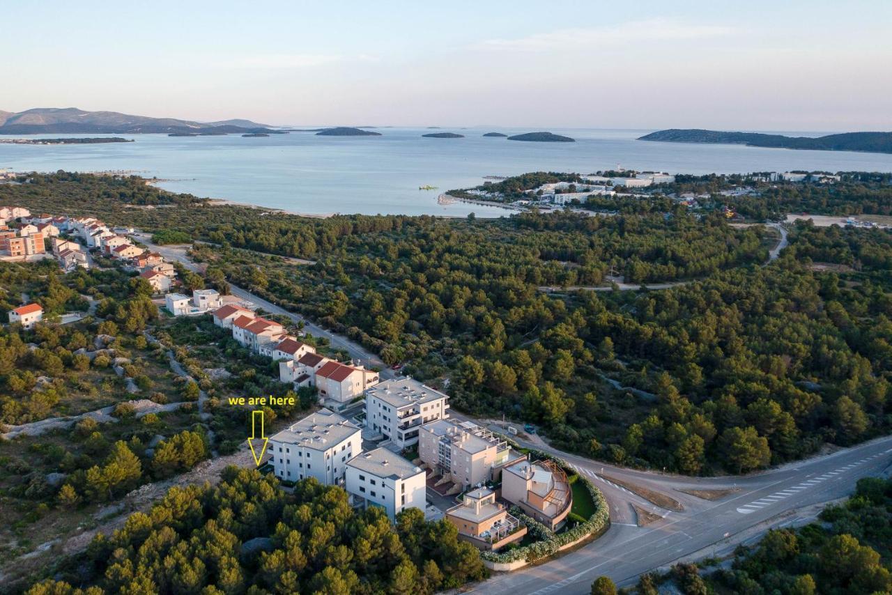 My Adriatic Place With Private Garden And Garage Šibenik Kültér fotó